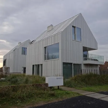 Blanco Gv01 With Location Apartment Nieuwpoort