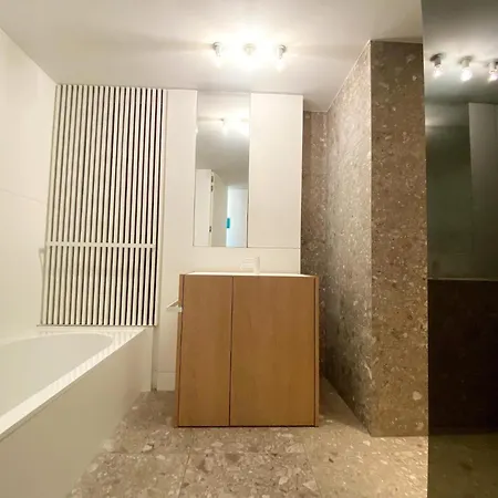 Apartment In Near The *